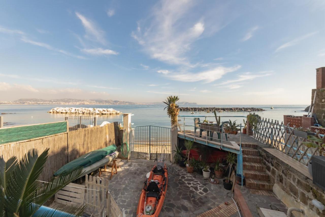 Marevestrum - Incantevole Casa Con Accesso Diretto In Spiaggia Bacoli Dış mekan fotoğraf